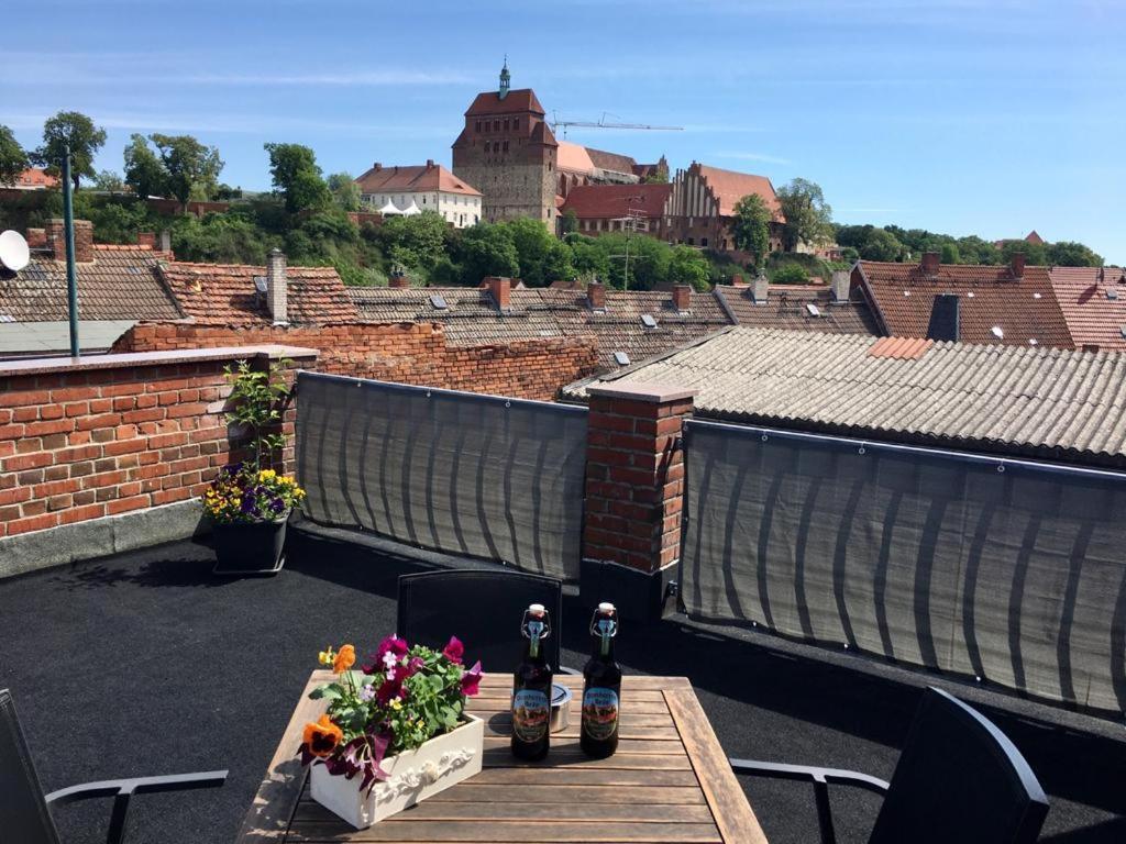 Bilderbuchcafe - Ferien No 5 - Markt 7 * Havelberg